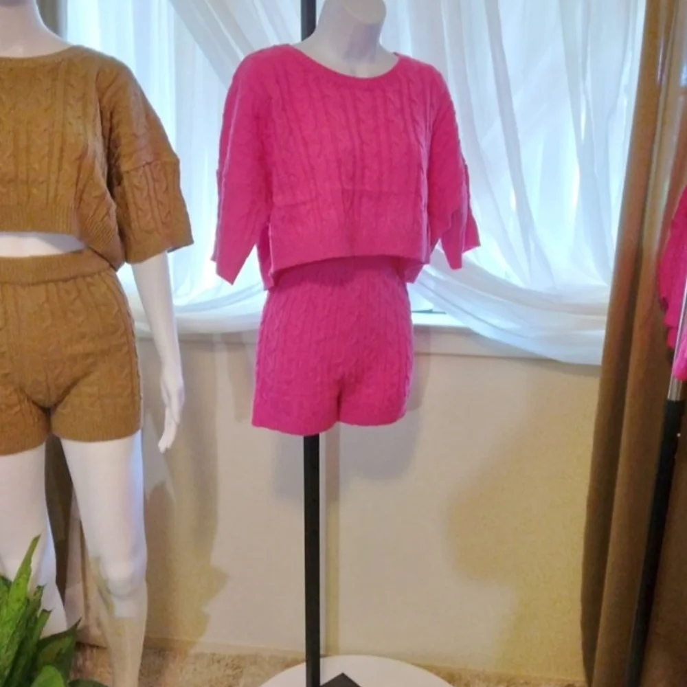 Fuchsia- 2pc Knit Shorts Set - Picture 4 of 11
